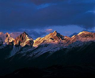 赛博大币塔 & 全新陪玩DLC《推币勇者》重大更新现已上线